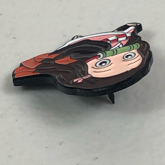 Nezuko Kamado Demon Slayer Pin Lapel Anime Manga - Picture 5 of 9